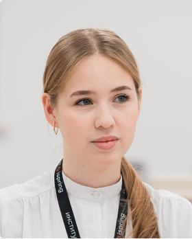 Максим Романов