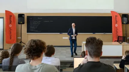 Видео